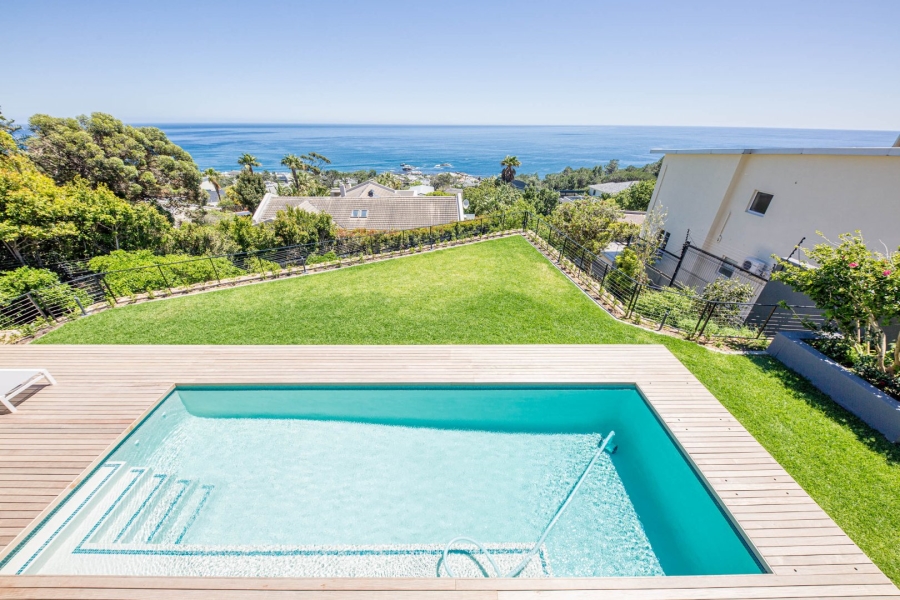 6 Bedroom Property for Sale in Camps Bay Western Cape